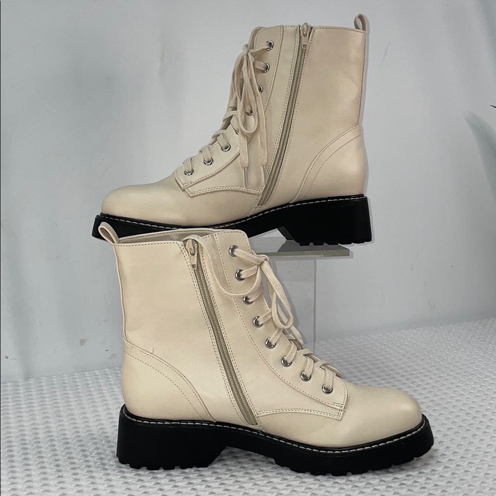 XOXO GARRETT OFF WHITE BOOTS FTL-03-102